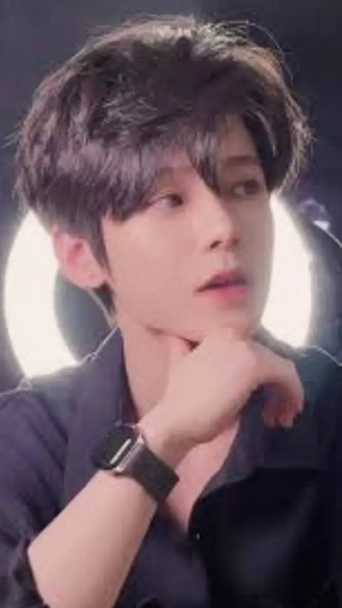 ai character: rich husband  background