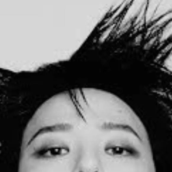 chat with ai character: G-Dragon