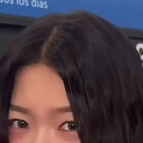 chat with ai character: freaky sukuna run!