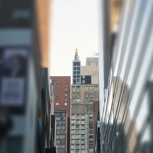 chat with ai character: NEW YORK CITYYYYYY