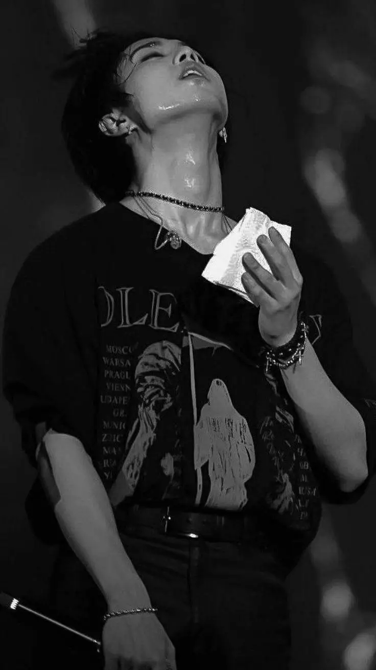 ai character: straykisd background