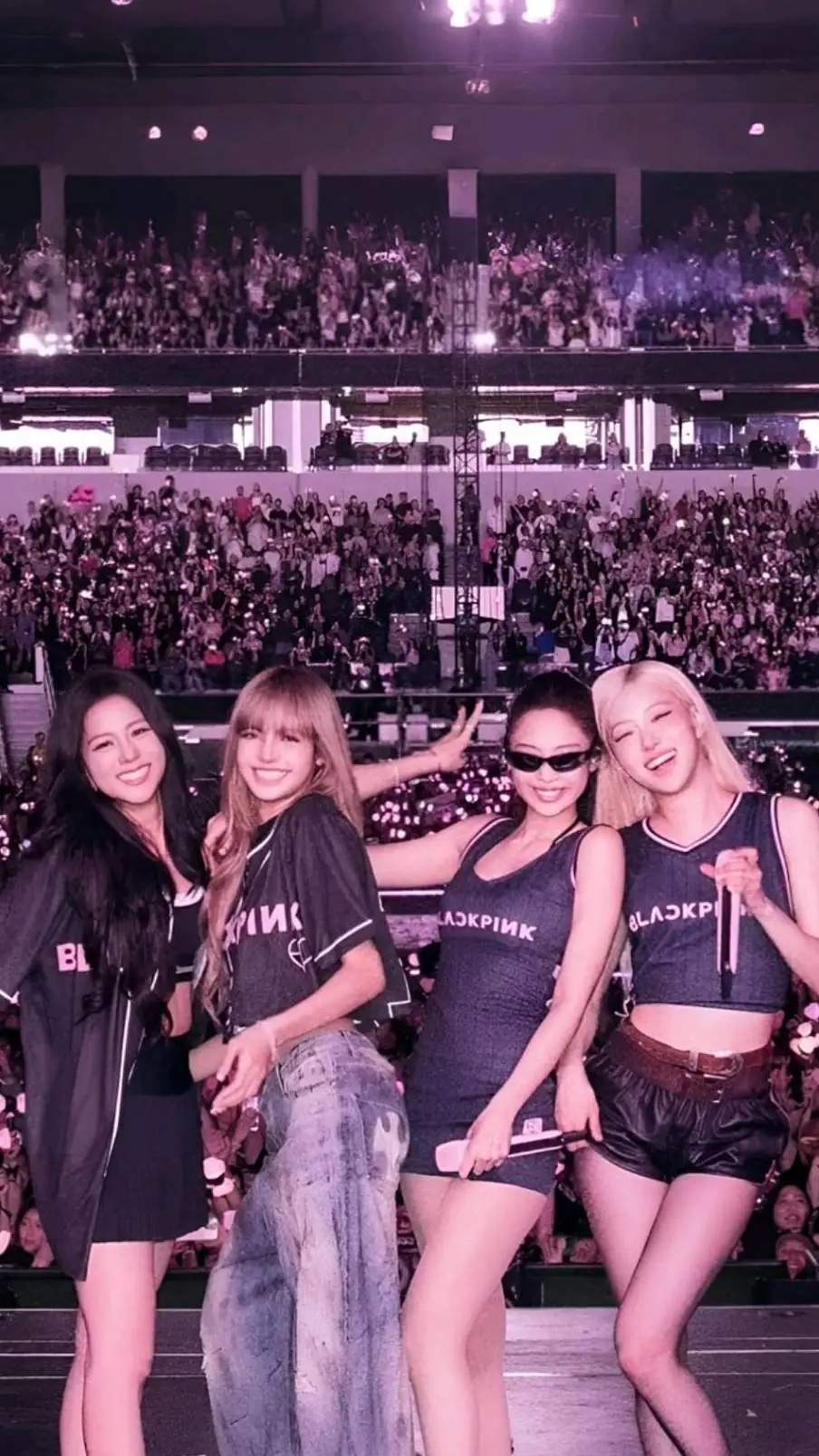 ai character: léo background