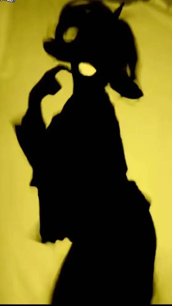 ai character: theladycin background