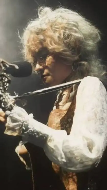 ai character: Keath òsk background