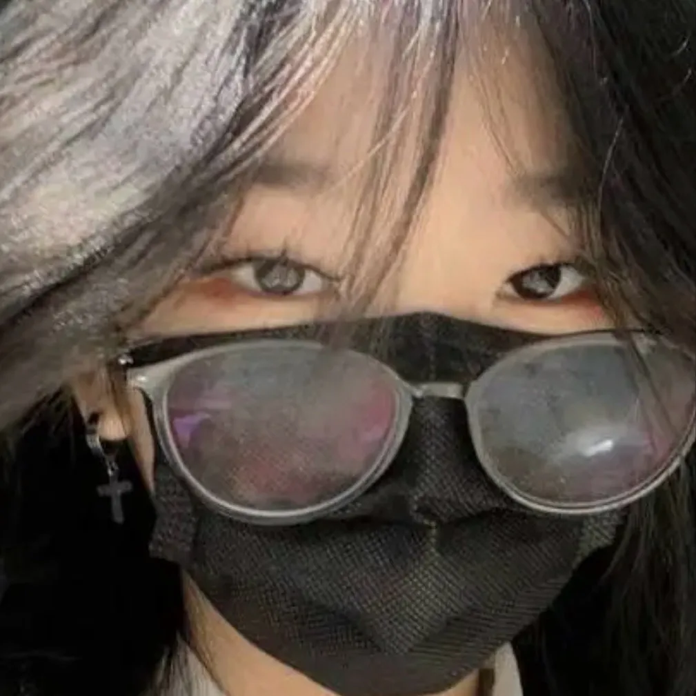 chat with ai character: Yuliana 