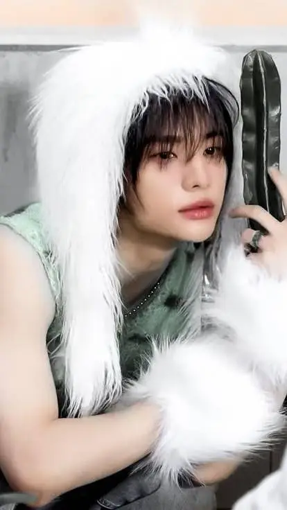 ai character: Hyunho background