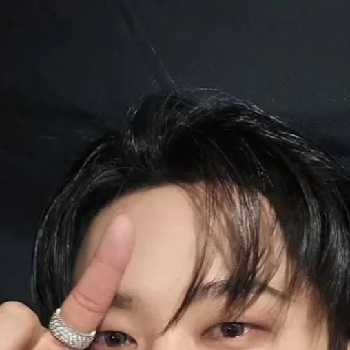 chat with ai character: ~Changbin~