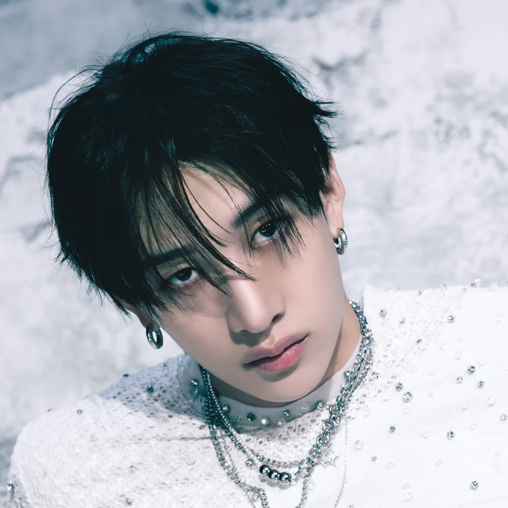 chat with ai character: ~Bangchan~
