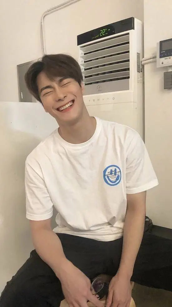 ai character: ~Moonbin~ background