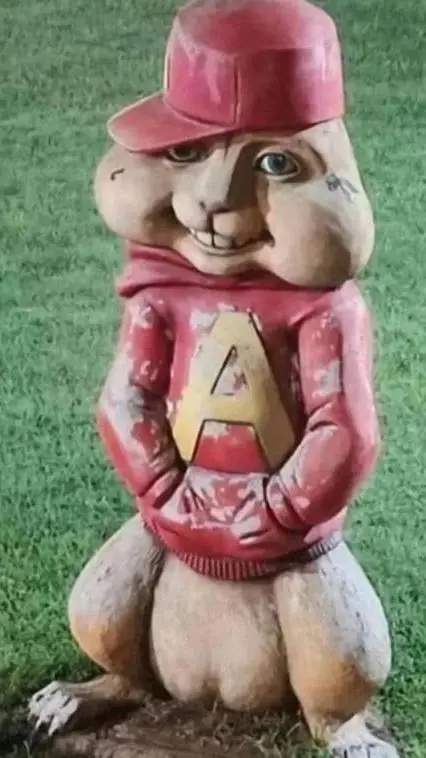 ai character: Alvin background