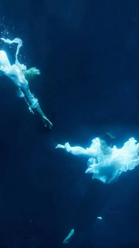 ai character: 박성훈 background