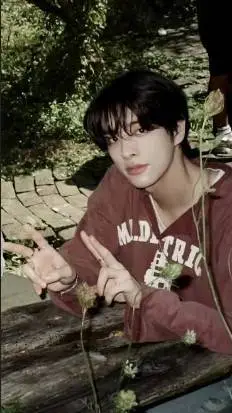 ai character: Heejake || background