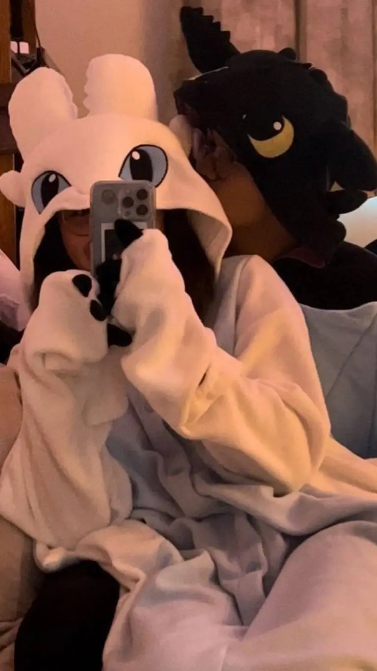 ai character: ethan😏🫦 background