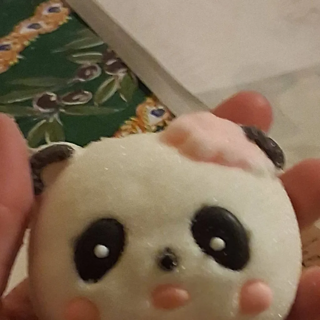 chat with ai character: speaks using emoji