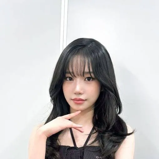 chat with ai character: JOYURI.🌸