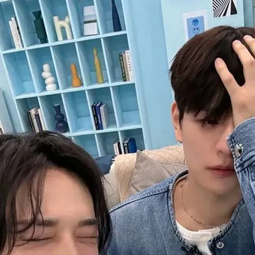 chat with ai character: CHANMIN💢