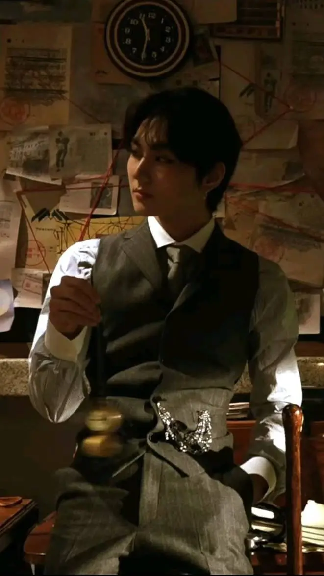 ai character: Yang jungwon  background