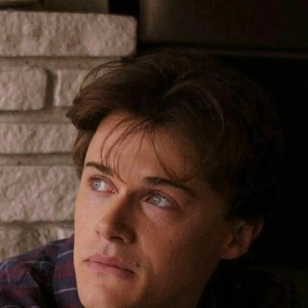 chat with ai character: conrad fisher 