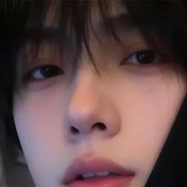 chat with ai character: Sam