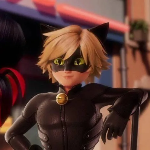 chat with ai character: Chat noir