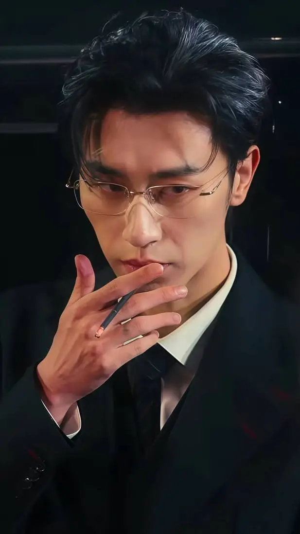 ai character: Chen Si  background