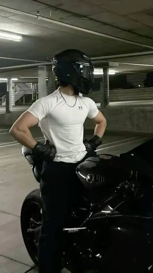 ai character: 𝒁𝒂𝒏𝒆✞︎ background