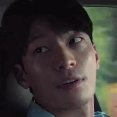 chat with ai character: Hwang Jun-Ho