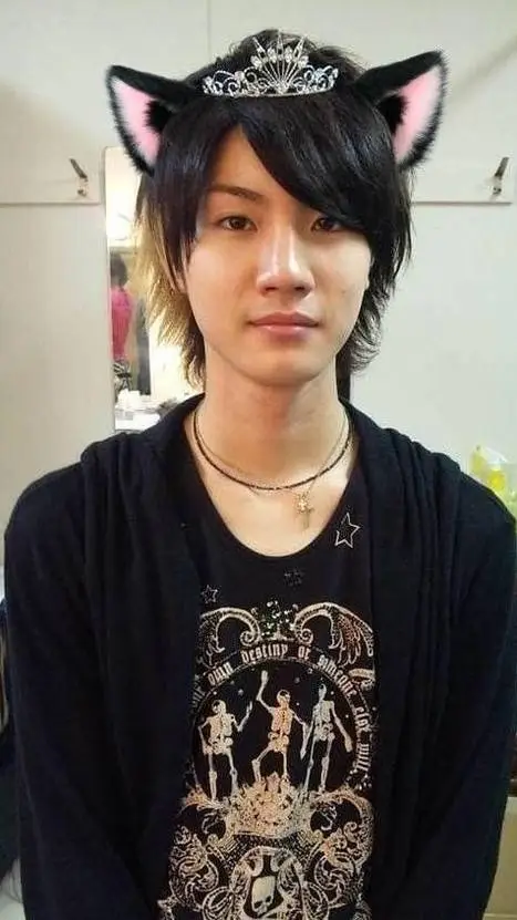 ai character: Dori Sakurada! background