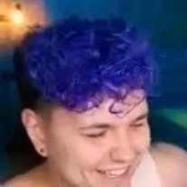 chat with ai character: Милс Кел 💜