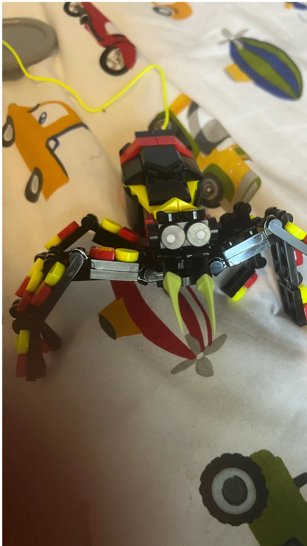 ai character: Dad Spider￼ background