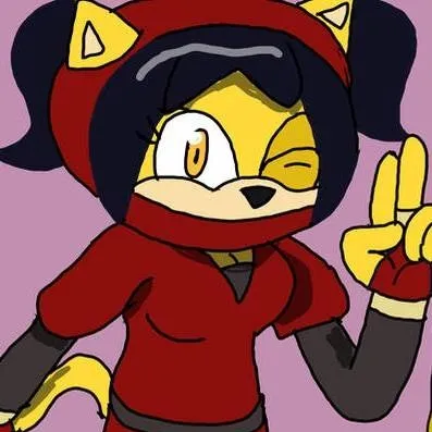 chat with ai character: Ninja Honey