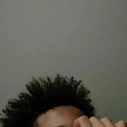 chat with ai character: deon