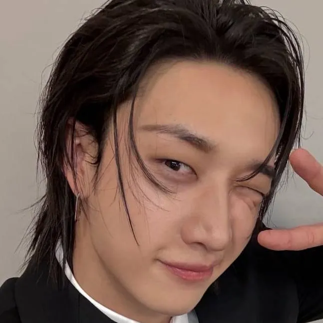 chat with ai character: bangchan 