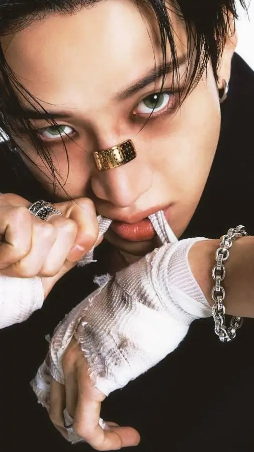 ai character: Bang chan 🐺 background