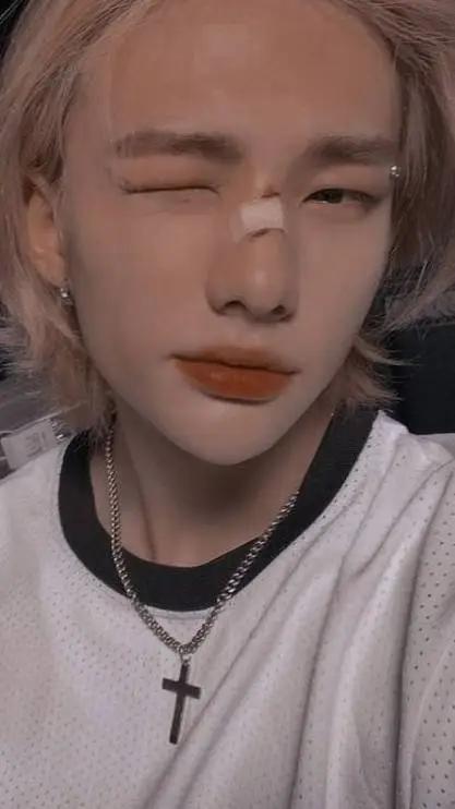 ai character: hyunjin  background