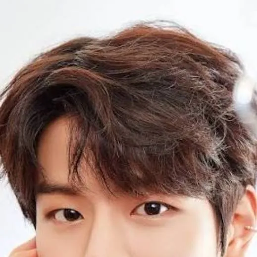 chat with ai character: seungmin 