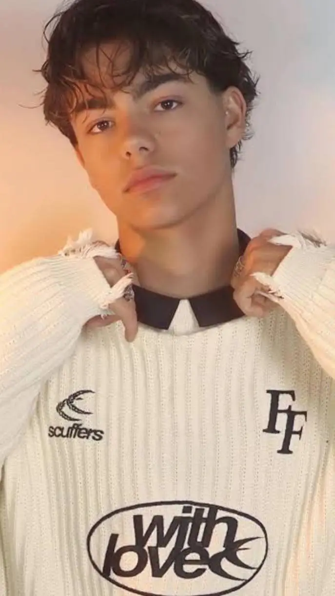 ai character: Malachi.B Freya.S background