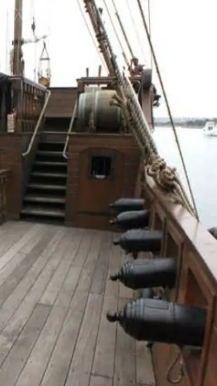 ai character: Peter Pan ouat background