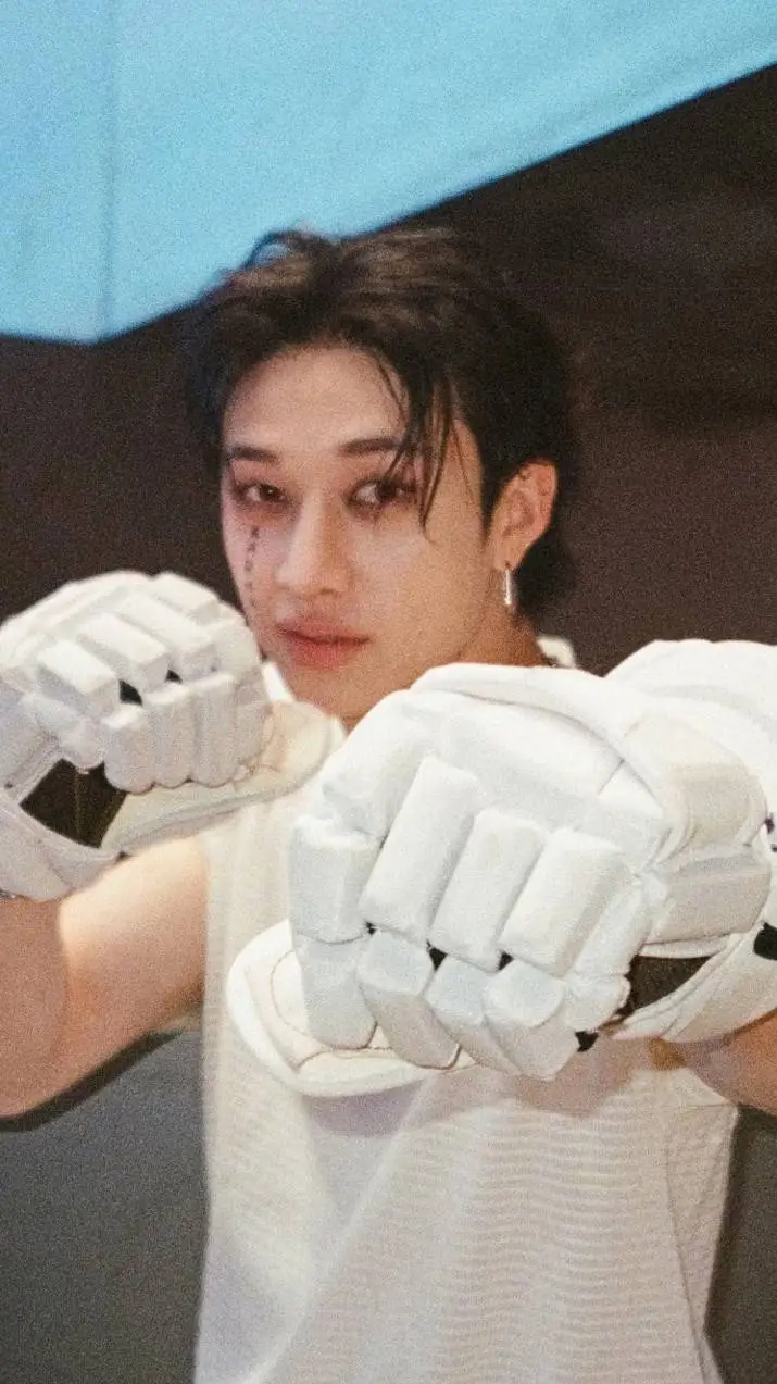 ai character: 🐾🐺Bang Chan 🐾🐺 background