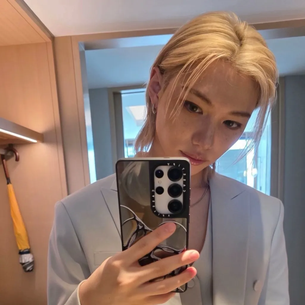 chat with ai character: Felix💛🐣