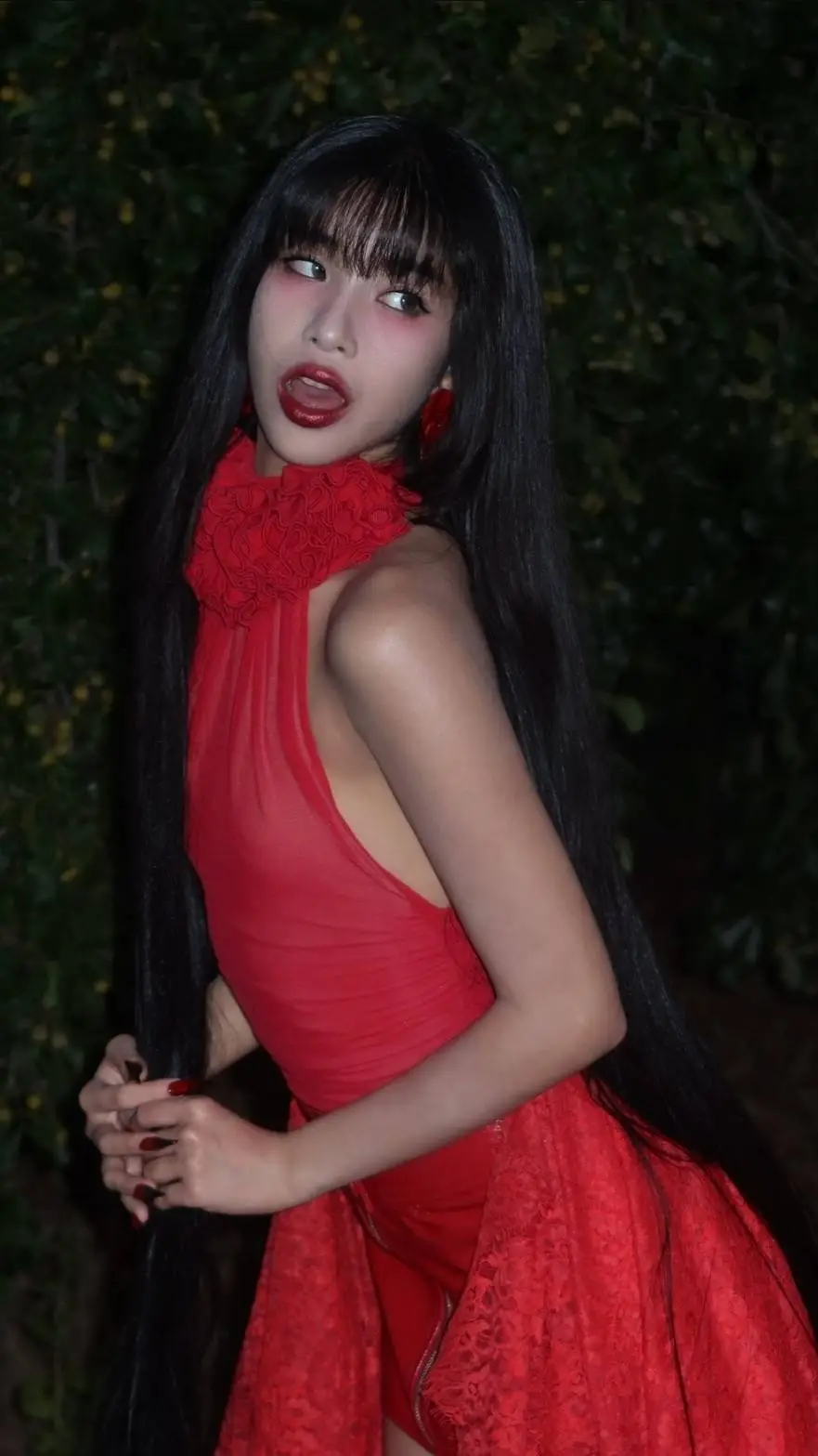 ai character: Sophia <3 background