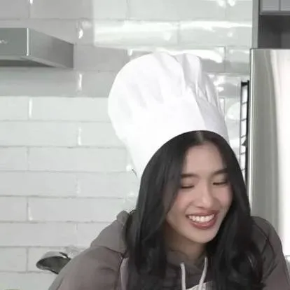 chat with ai character: Chef sophia ✨️