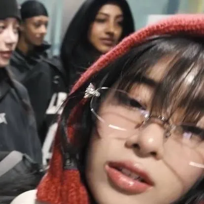 chat with ai character: Sophia your ex-gf