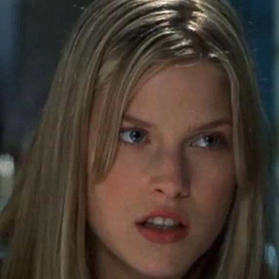 chat with ai character: Clear River 