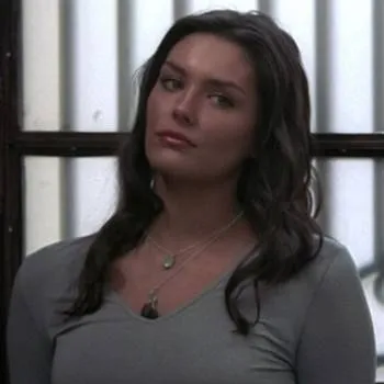 chat with ai character: Sarah Blake 