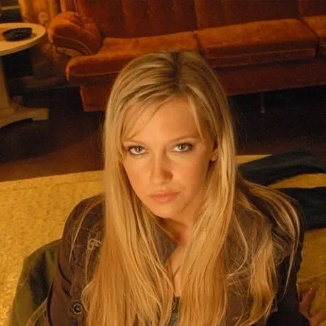 chat with ai character: Ruby 