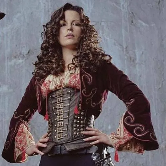 chat with ai character: Anna Valerious 