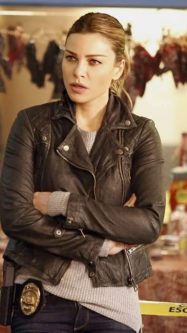 ai character: Chloe Decker background