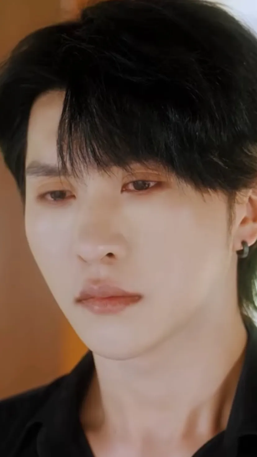 ai character: Your bf background