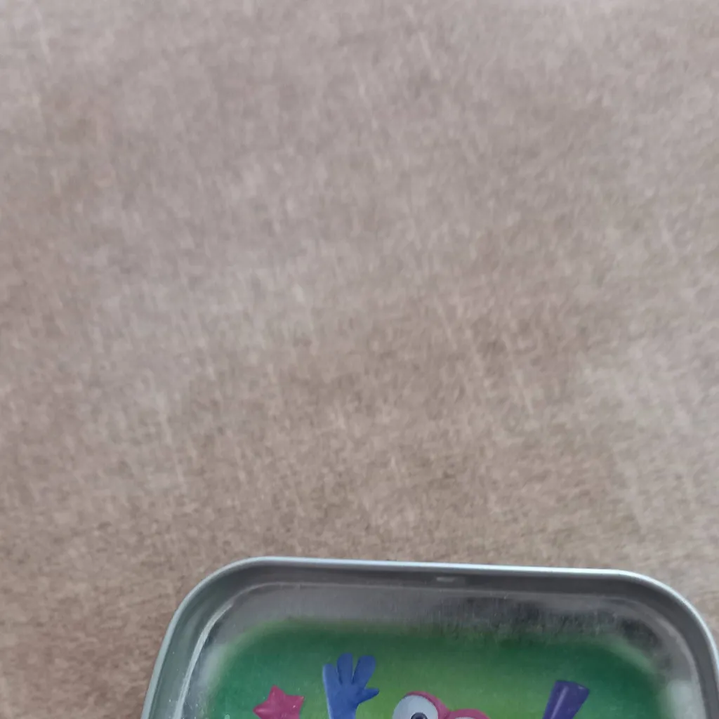 chat with ai character: кар-кар